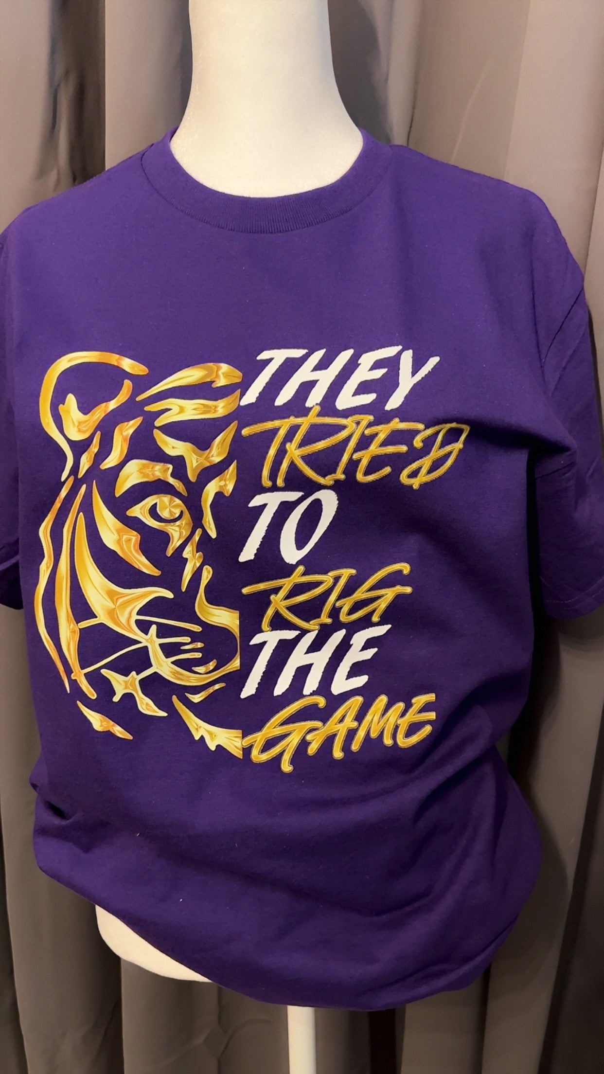 TG CHAMP TSHIRT - Unisex Tshirt